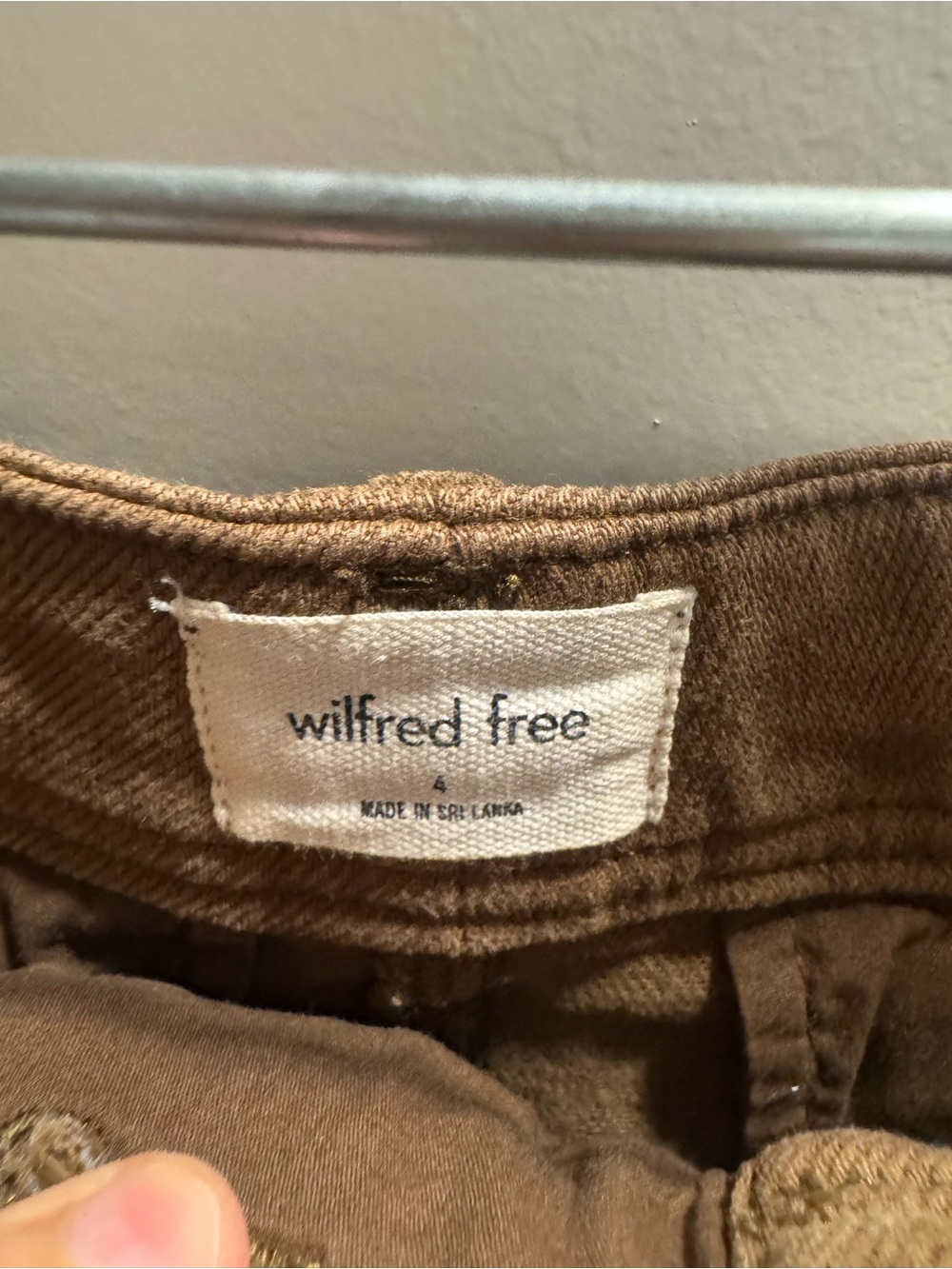 Aritzia Wilfred Free Meave Cargo Pants with Button Flap Pocket - Picture 7 of 7